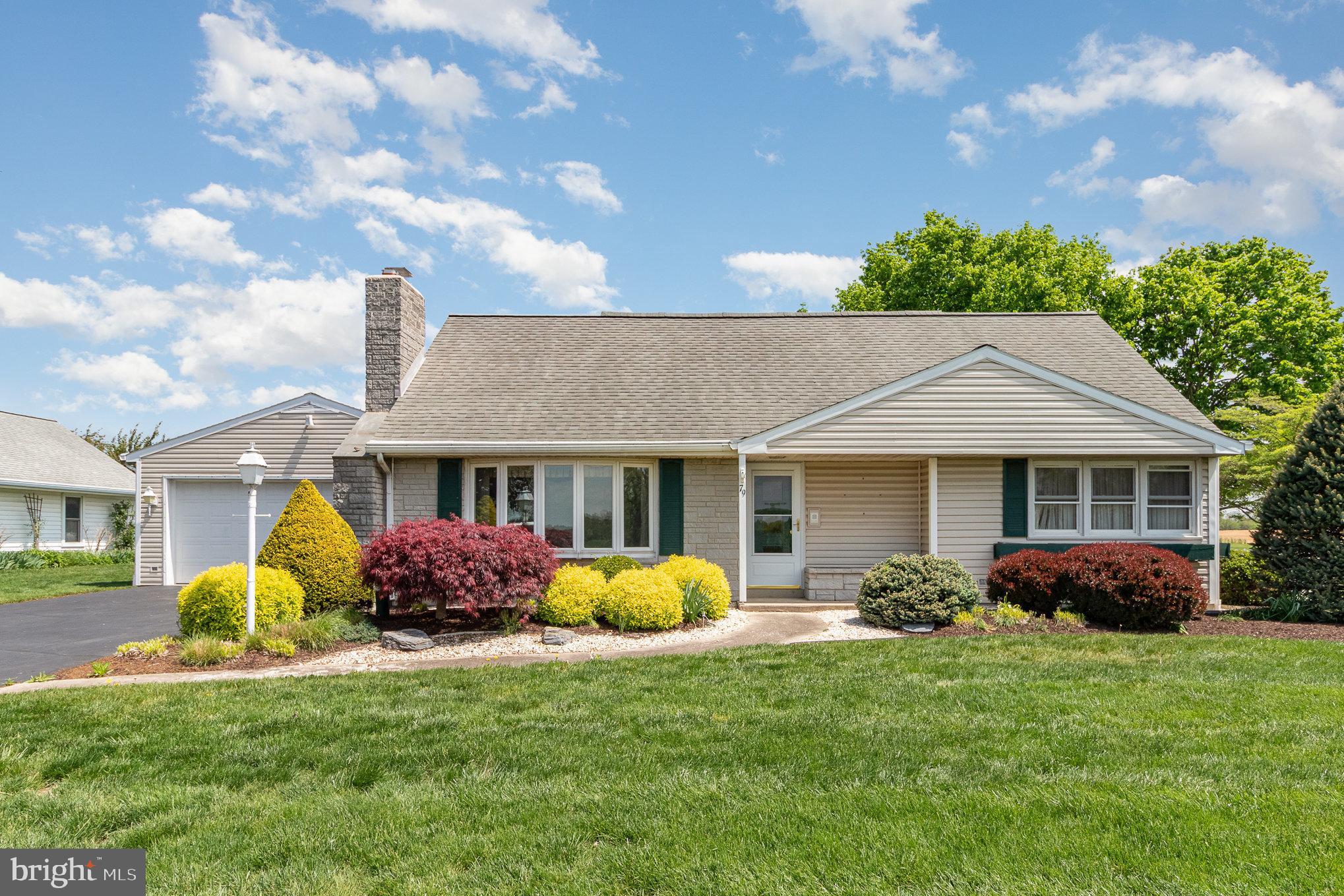 79 Oberholtzer Road Elizabethtown, PA 17022 - Photo 2 of 37 a front view of house with yard and green space