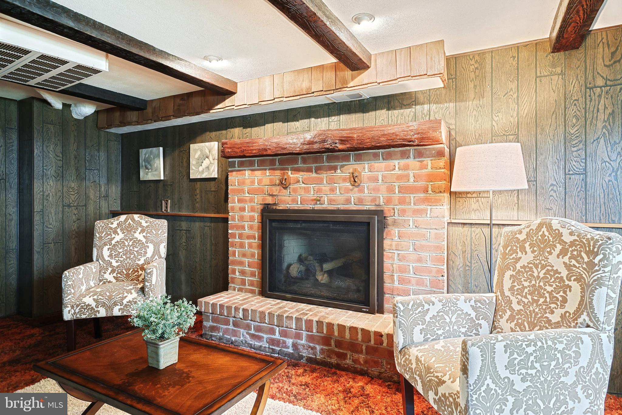 752 Fireside Road York, PA 17404 - Photo 15 of 42 gas fireplace