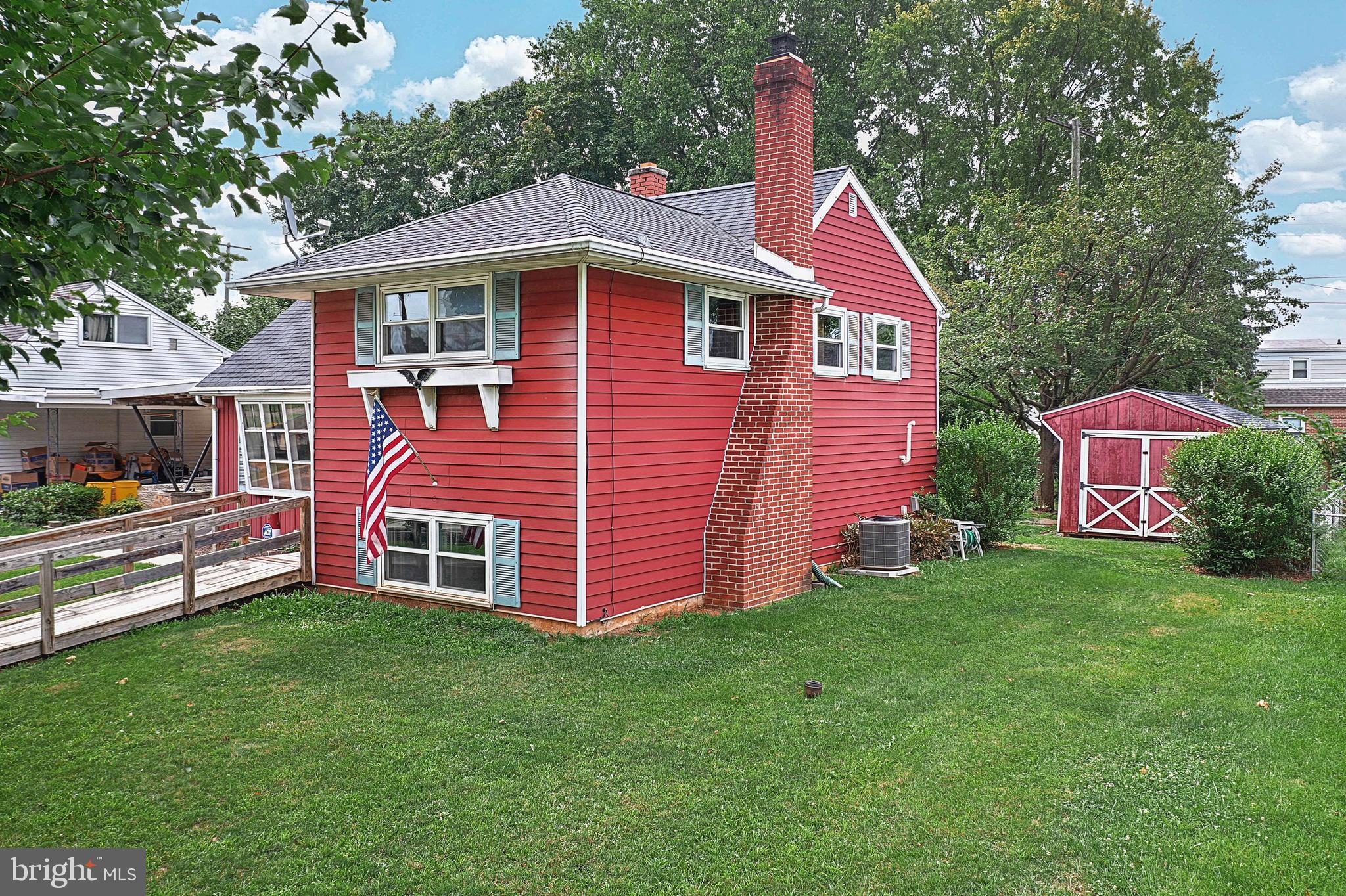 752 Fireside Road York, PA 17404 - Photo 29 of 42 right side of house