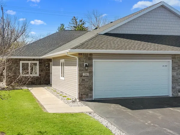 $349,000 | 206 Potter Road, Unit 102, Elkhorn, WI 53121