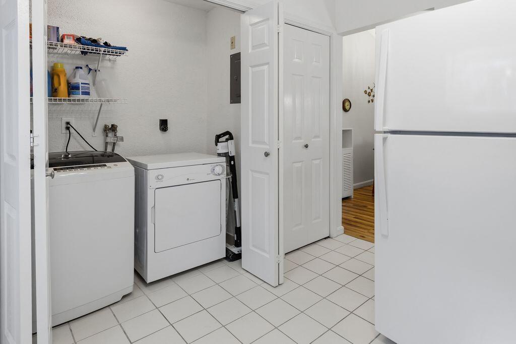 58 Harbor Lights Road, Unit C58 Bourne, MA 02532 - Photo 13 of 20 laundry