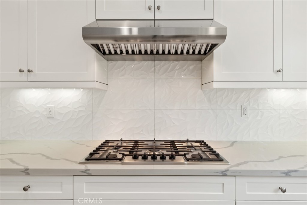 116 Windswept Irvine, CA 92618 - Photo 15 of 74 a close up of a stove