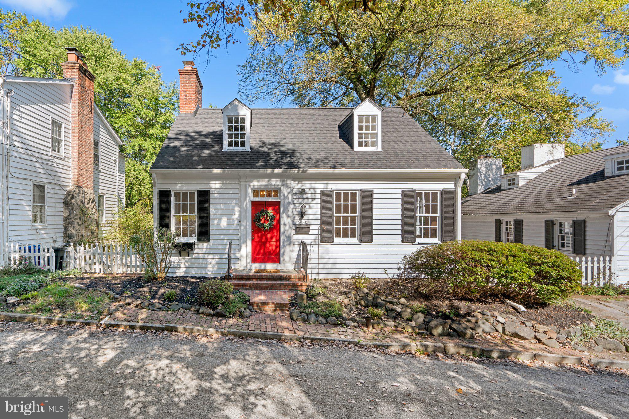 2505 Pickwick Road Baltimore, MD 21207 - Photo 1 of 48 Charming cottage in Dickeyville!