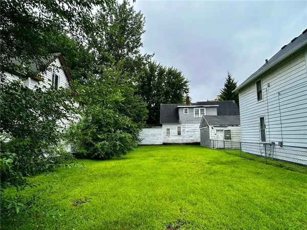 $85,000 | 1004 20th Avenue Northeast, Minneapolis, MN 55418