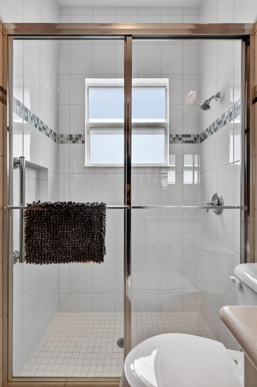 8299 Arabian Range Road Boynton Beach, FL 33473 - Photo 22 of 78 1st Bathroom Shower