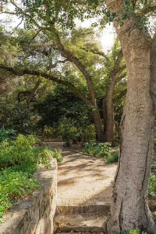 $4,950,000 | 1175 East Mountain Drive, Santa Barbara, CA 93108