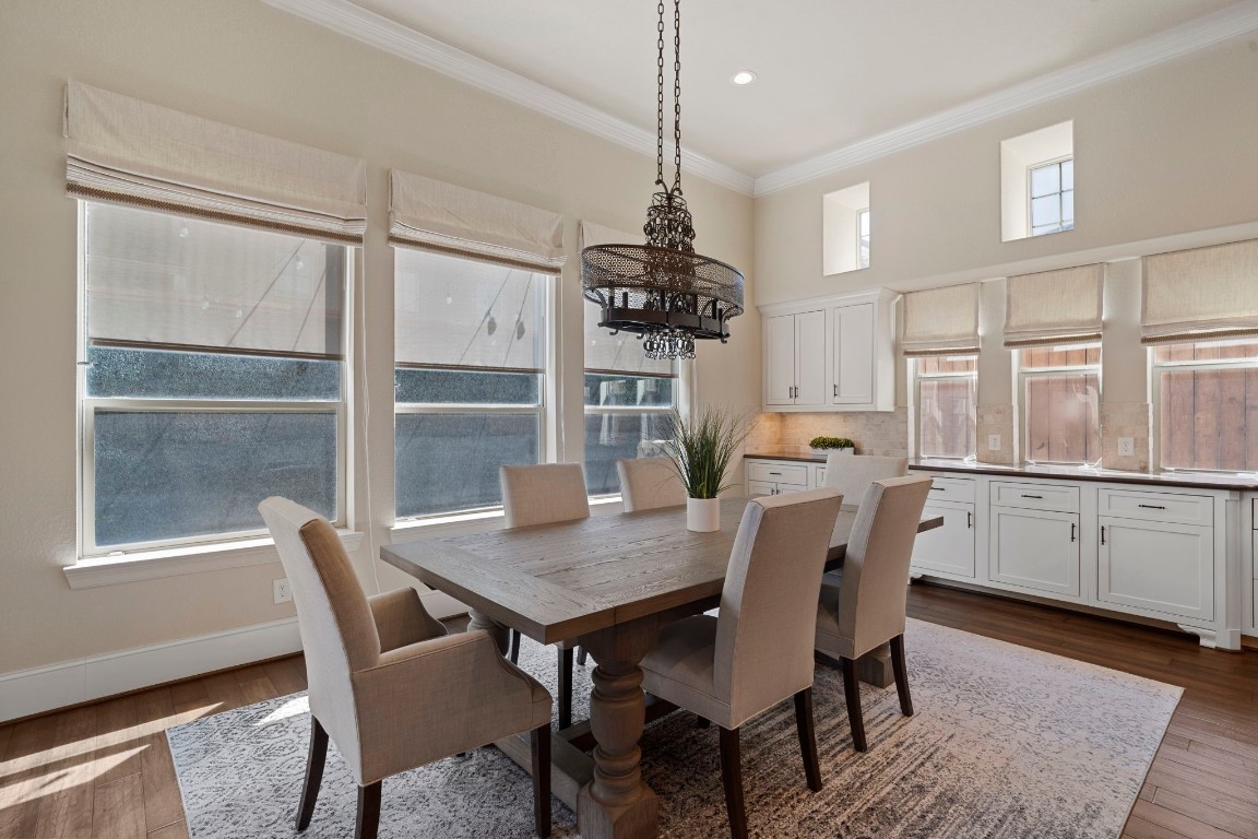 622 Pink Azalea Trail Houston, TX 77079 - Photo 16 of 50 Dining Room seats 8+ comfortably with ample serving and storage space