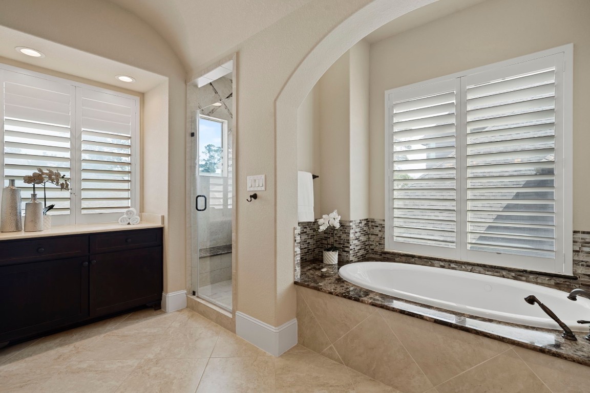 622 Pink Azalea Trail Houston, TX 77079 - Photo 29 of 50