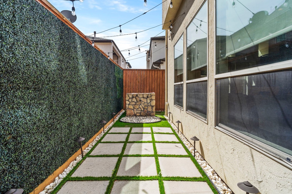 622 Pink Azalea Trail Houston, TX 77079 - Photo 46 of 50