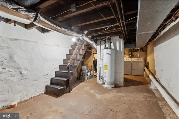 $2,500 | 1615 East Eyre Street, Philadelphia, PA 19125