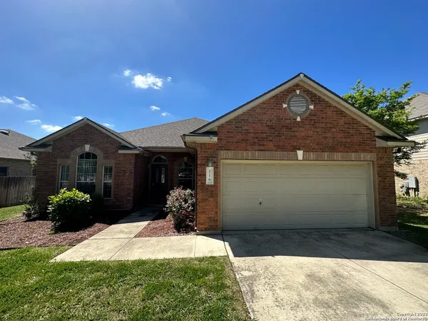 $2,550 | 116 Shadow Knolls, Boerne, TX 78006