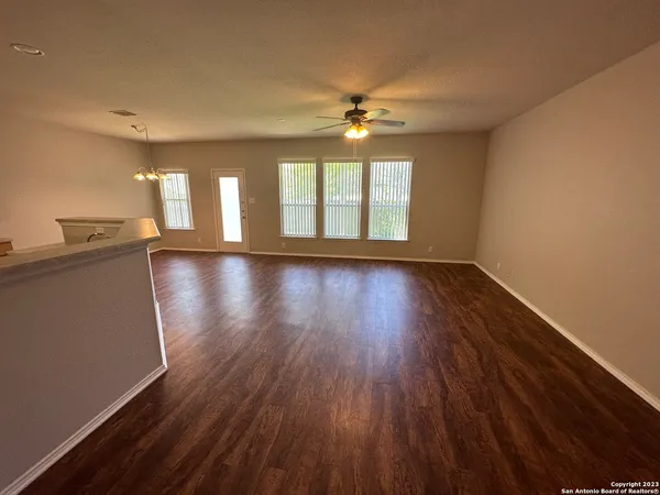 $2,550 | 116 Shadow Knolls, Boerne, TX 78006