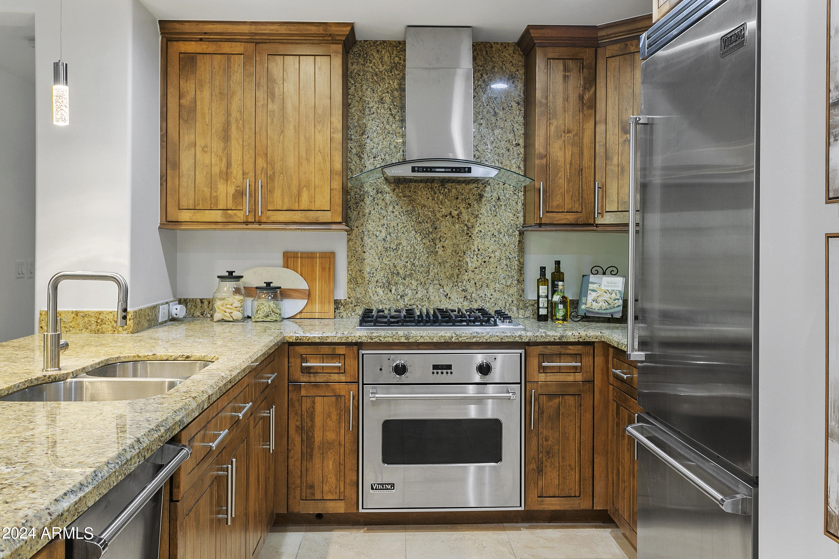 7175 East Camelback Road, Unit 202 Scottsdale, AZ 85251 - Photo 10 of 31 7175ScottsdaleWaterfront011