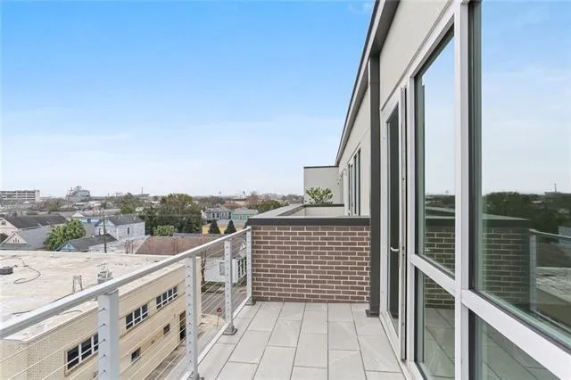 $472,000 | 900 Bartholomew Street, Unit 509, New Orleans, LA 70117