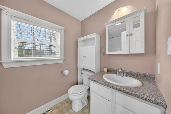 $224,900 | 18 Timber Lane, Wareham, MA 02571