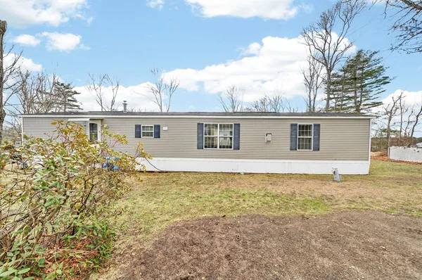 $224,900 | 18 Timber Lane, Wareham, MA 02571