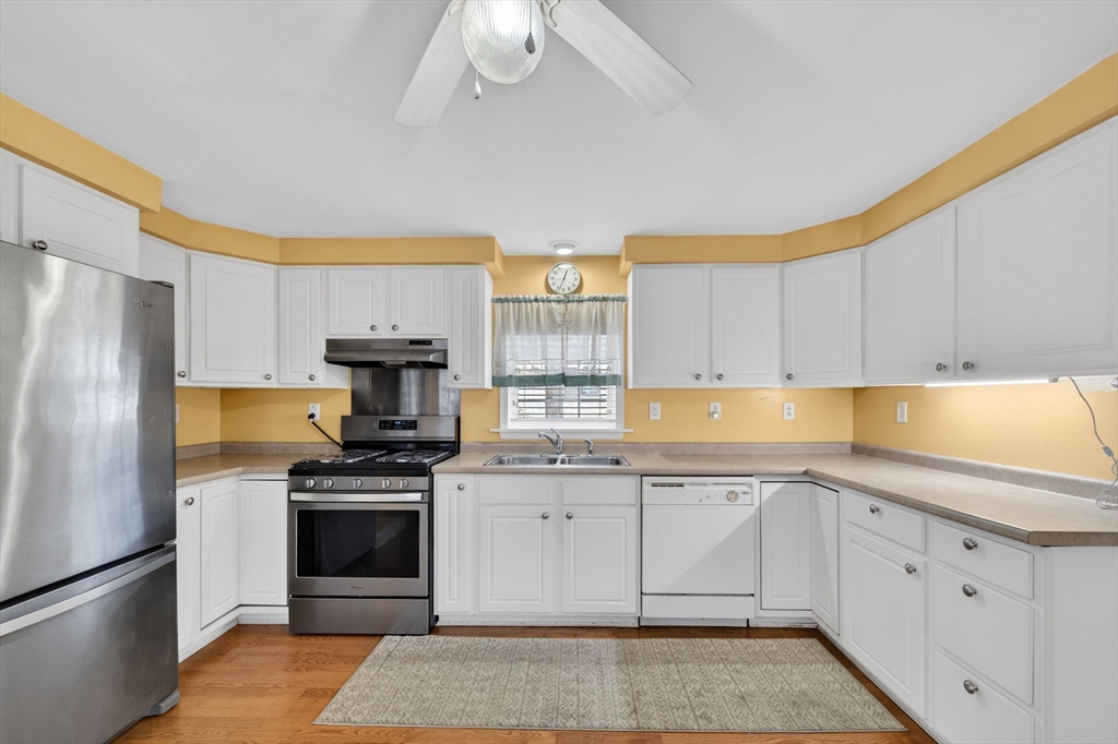 18 Timber Lane Wareham, MA 02571 - Photo 8 of 41