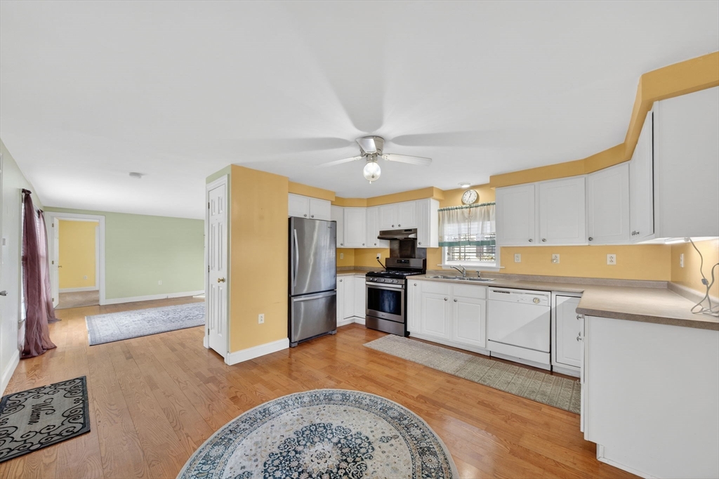 18 Timber Lane Wareham, MA 02571 - Photo 9 of 41