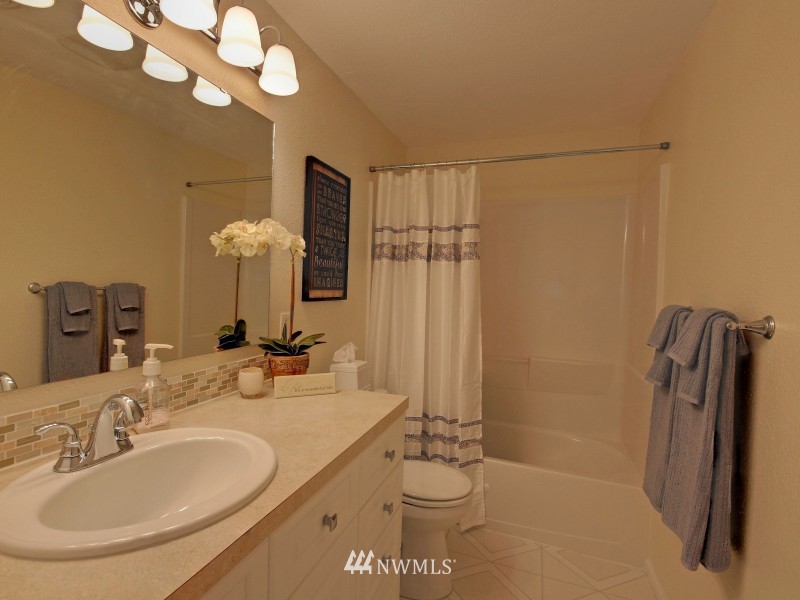12211 Bel-Red Road, Unit A204 Bellevue, WA 98005 - Photo 9 of 16 Gallery Image 9