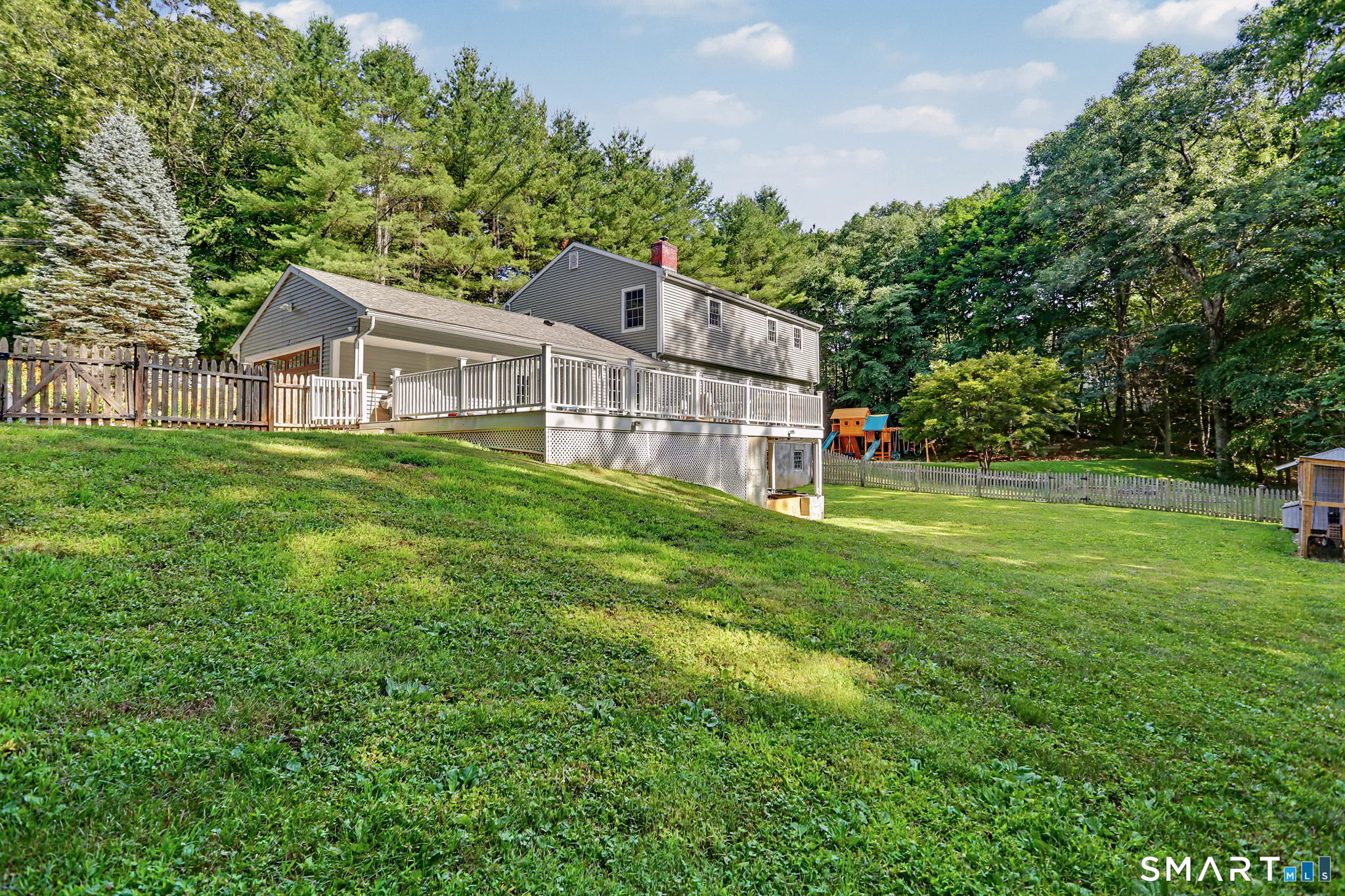 25 Sunset Hill Road Wilton, CT 06897 - Photo 27 of 33