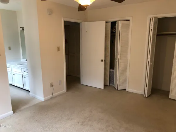 $1,700 | 4100 Five Oaks Drive, Unit 28, Durham, NC 27707