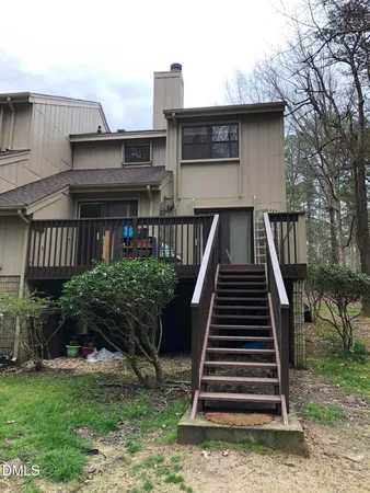 $1,700 | 4100 Five Oaks Drive, Unit 28, Durham, NC 27707