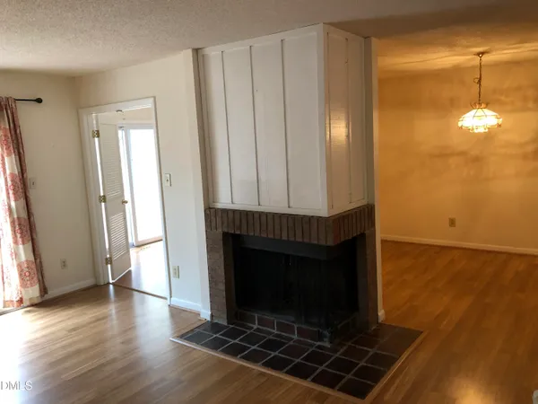 $1,700 | 4100 Five Oaks Drive, Unit 28, Durham, NC 27707