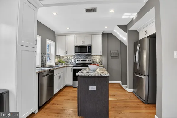 $595,000 | 2813 South Columbus Street, Arlington, VA 22206