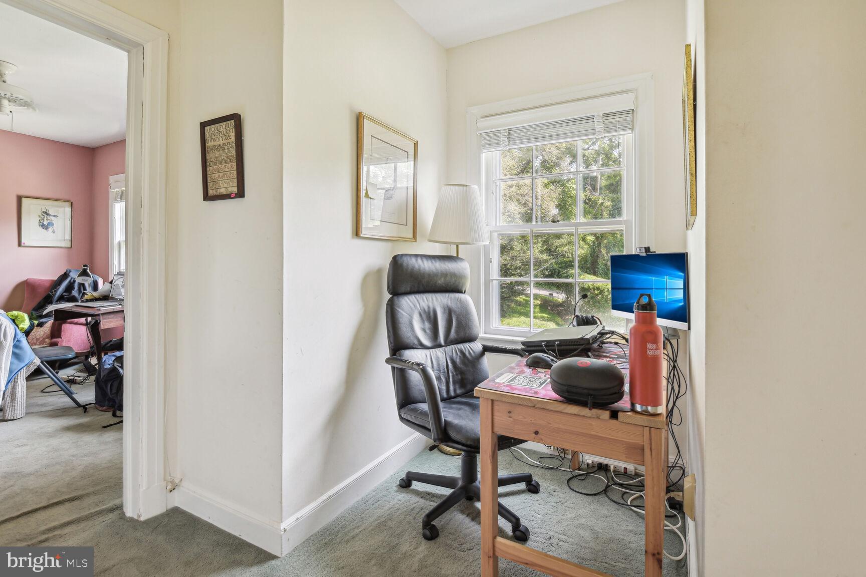 2930 Chain Bridge Road Northwest Washington, DC 20016 - Photo 14 of 32 Office nook on 2nd floor