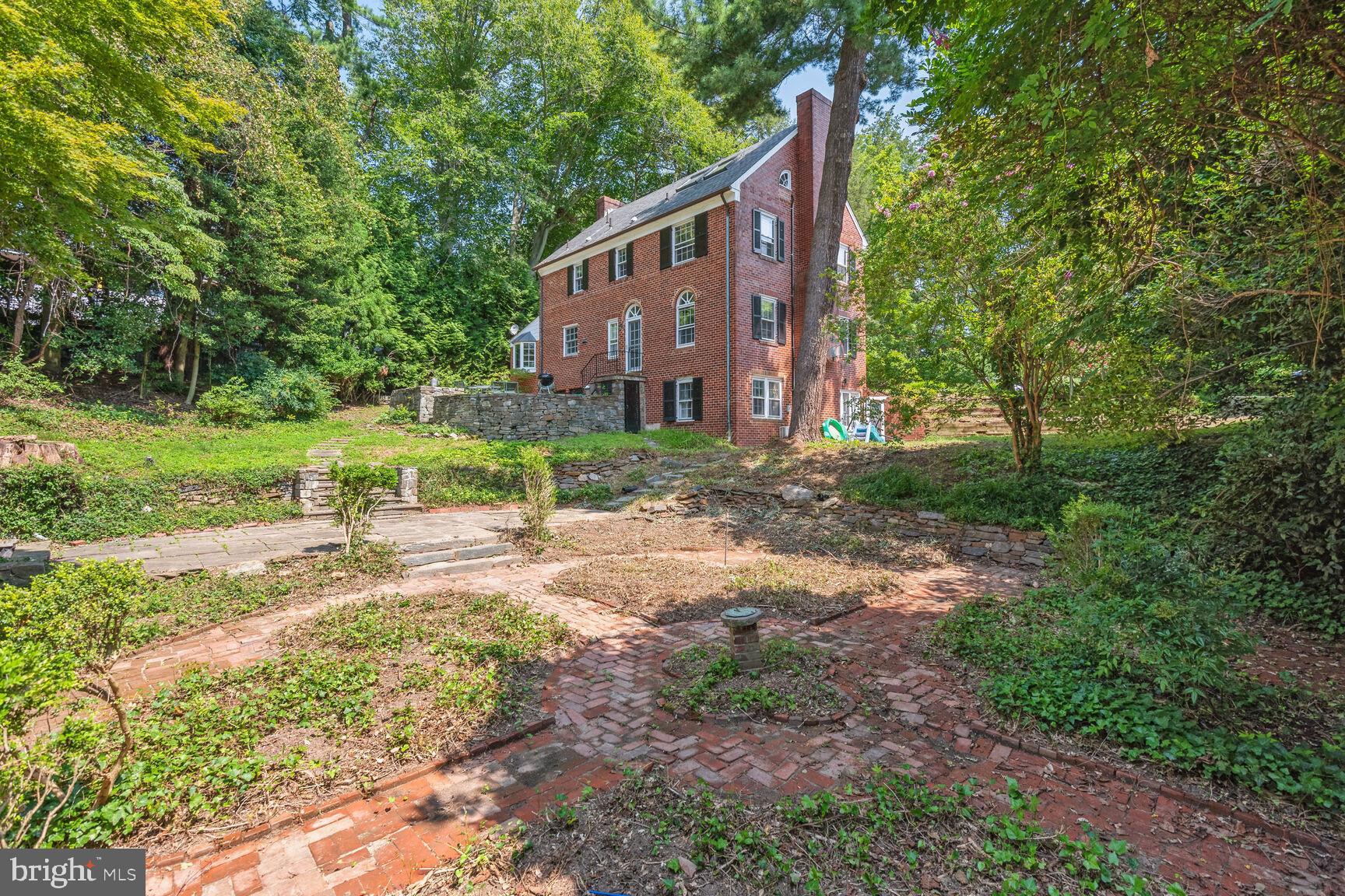 2930 Chain Bridge Road Northwest Washington, DC 20016 - Photo 28 of 32