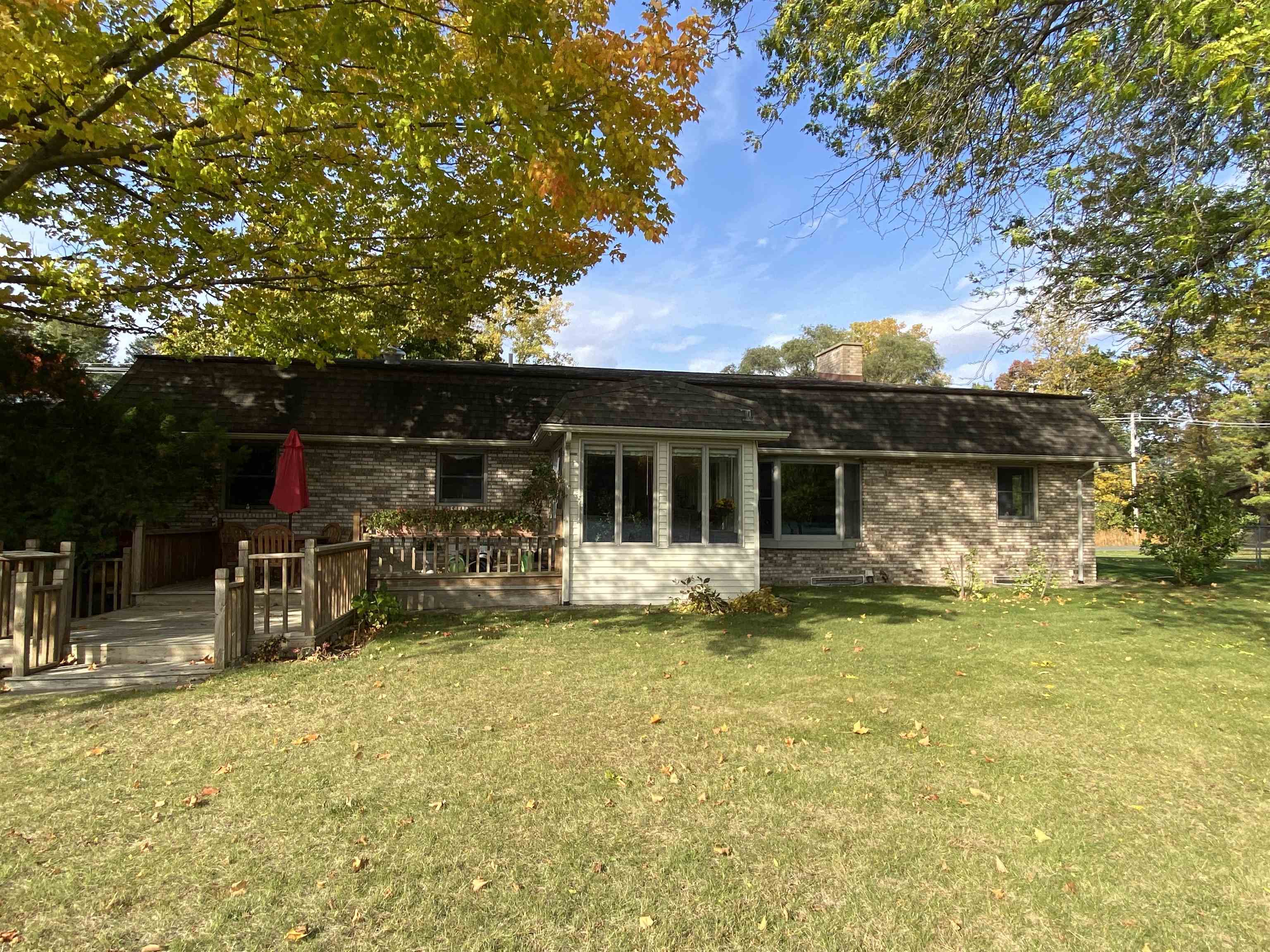 2055 West Garrison Road Owosso, MI 48867 - Photo 7 of 49 50093360-6.JPG