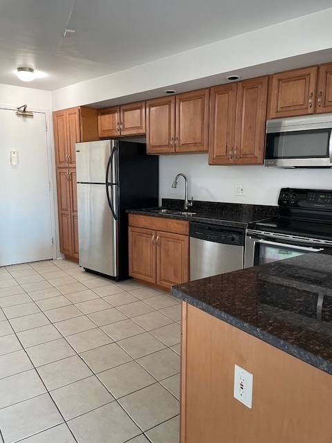 300 North State Street, Unit 4607 Chicago, IL 60654 - Photo 6 of 26