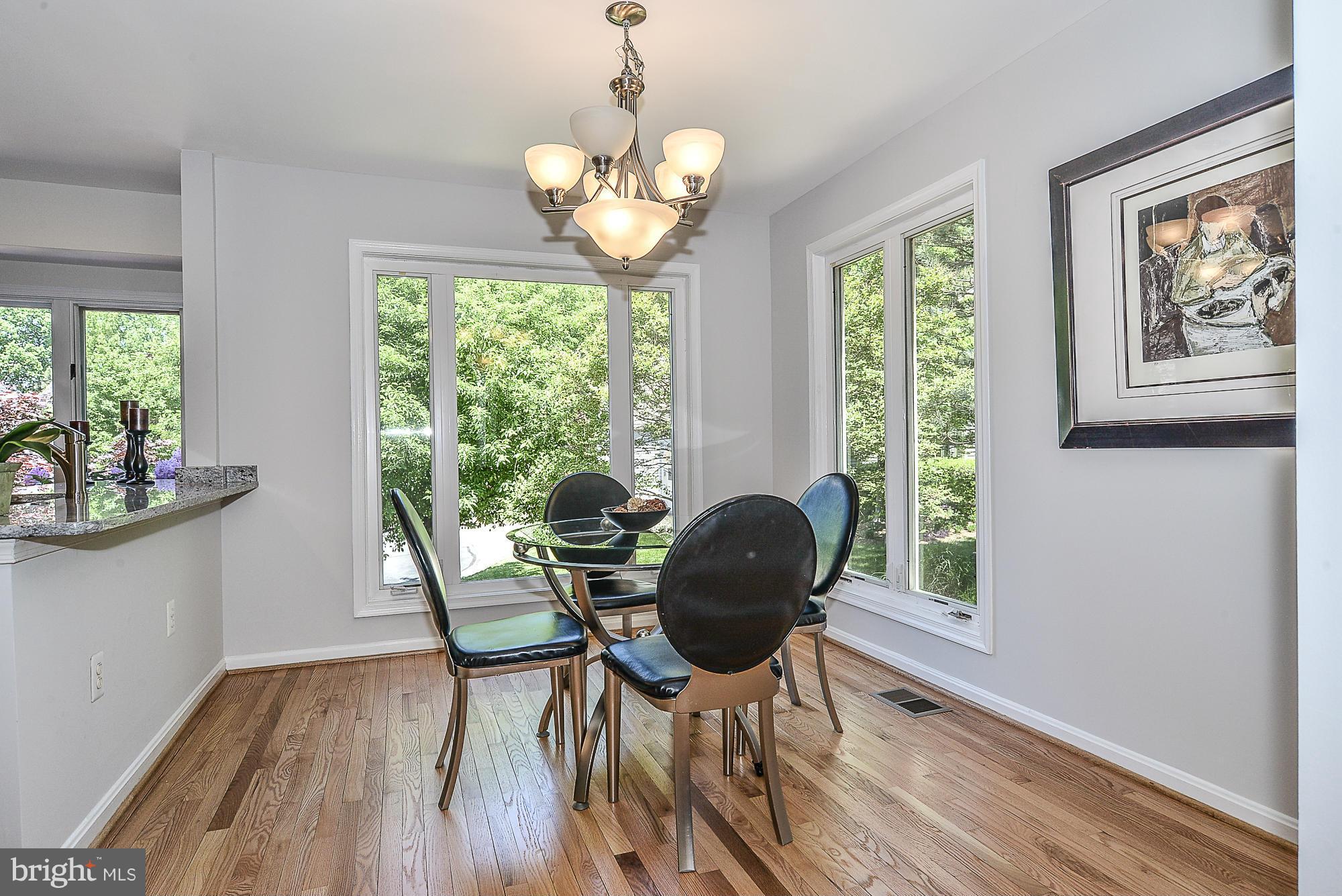 1324 Wedgewood Manor Way Reston, VA 20194 - Photo 12 of 30 Kitchen
