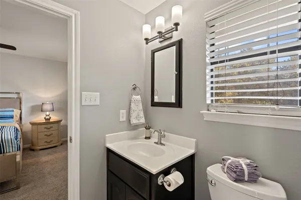 $5,500 | 414 Gregg Drive, Spicewood, TX 78669