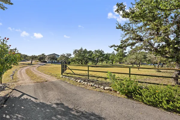 $5,500 | 414 Gregg Drive, Spicewood, TX 78669