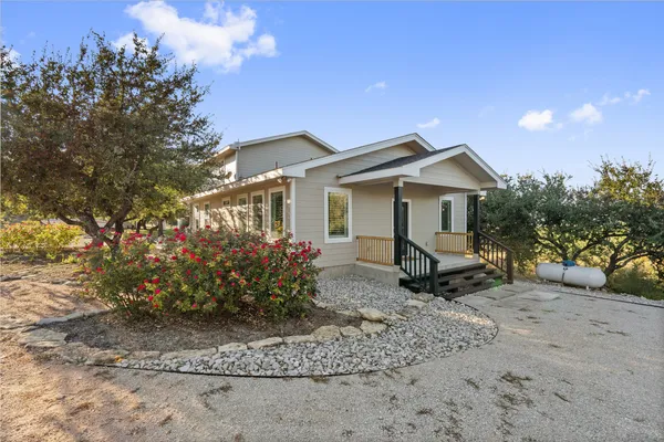 $5,500 | 414 Gregg Drive, Spicewood, TX 78669