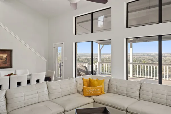 $5,500 | 414 Gregg Drive, Spicewood, TX 78669