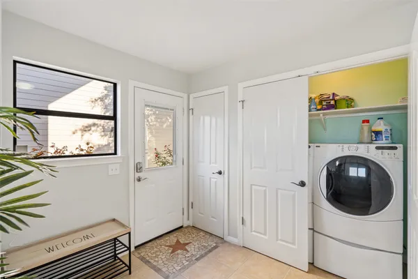 $5,500 | 414 Gregg Drive, Spicewood, TX 78669