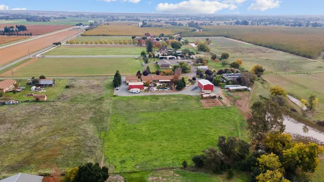 a view of a house with a patio