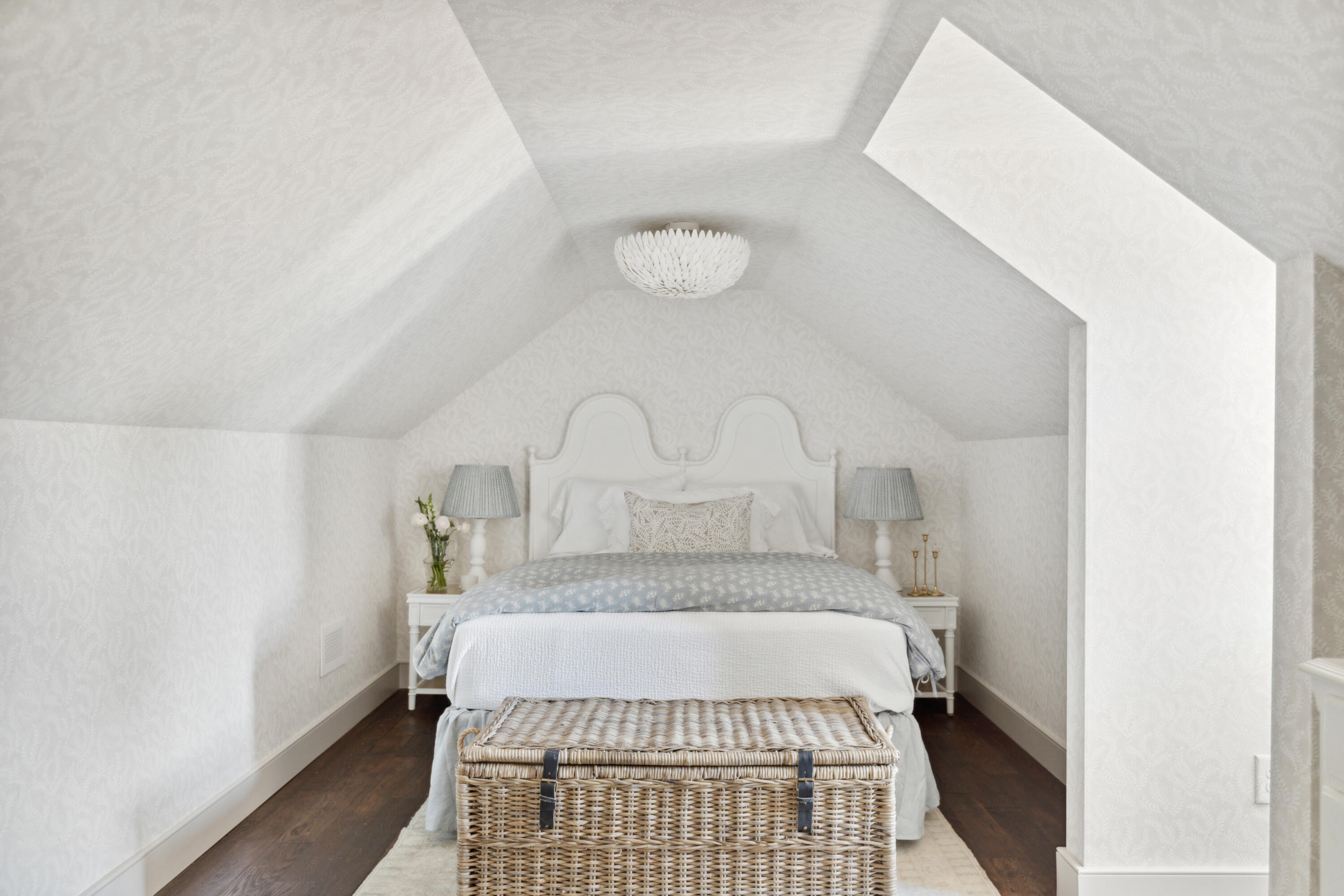 151 Queen Street Charleston, SC 29401 - Photo 43 of 50 151QueenSt-KeenEyeMarketing-039