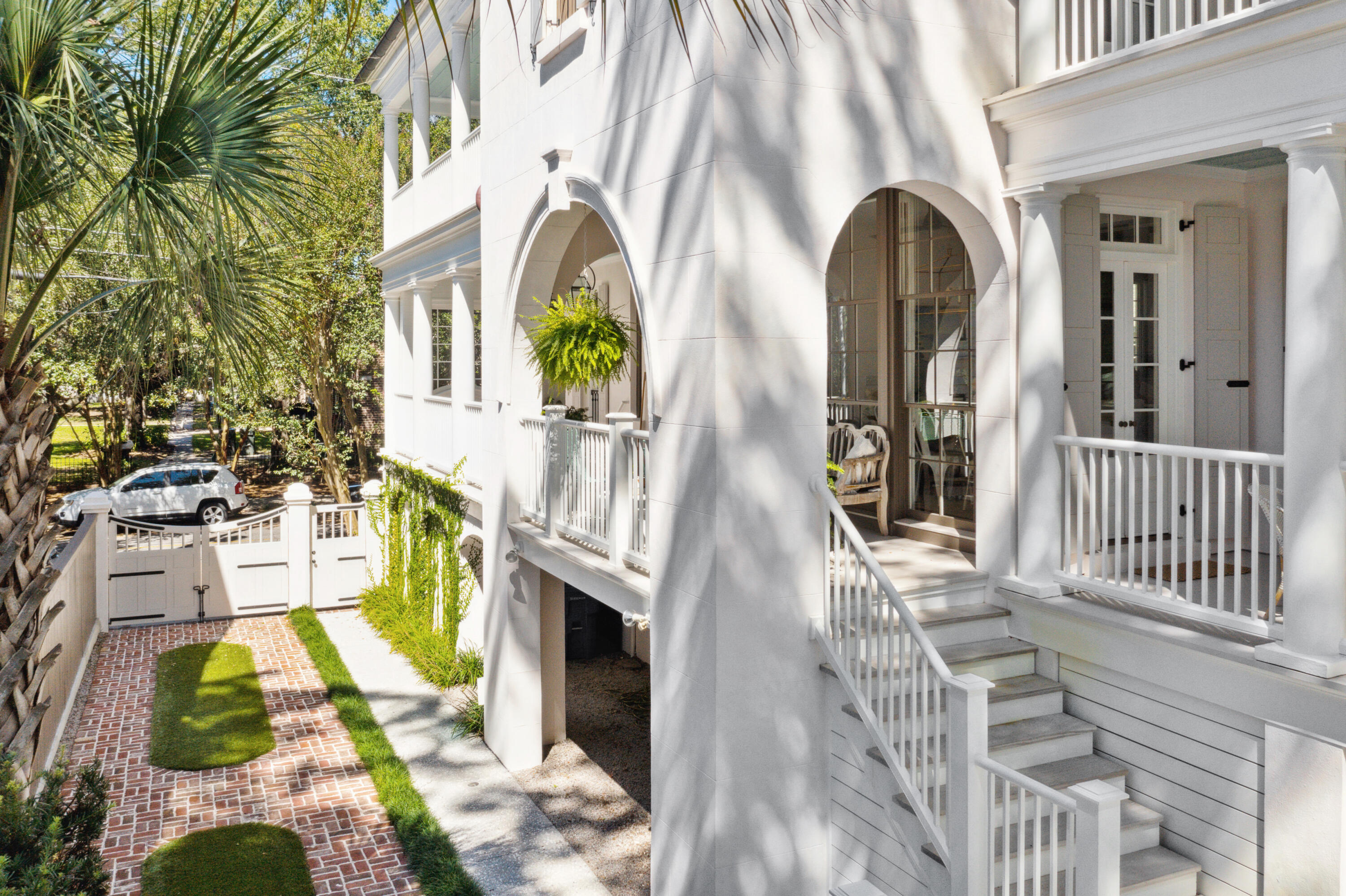 151 Queen Street Charleston, SC 29401 - Photo 44 of 50 151QueenSt-KeenEyeMarketing-057