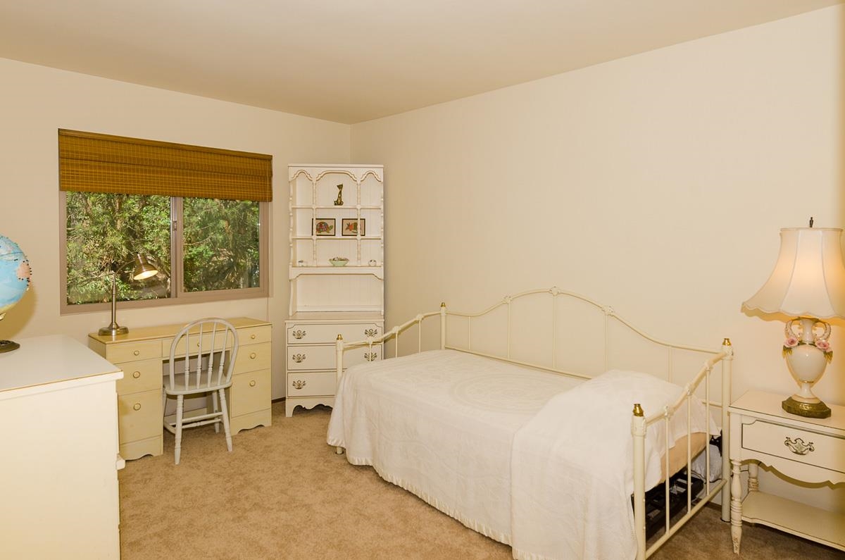 14226 Woodcreek Road Poway, CA 92064 - Photo 14 of 21 Gallery Image 14