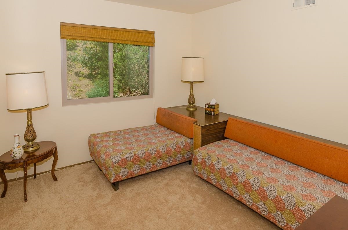 14226 Woodcreek Road Poway, CA 92064 - Photo 15 of 21 Gallery Image 15