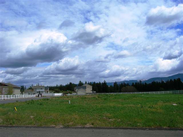2910 South Chapman Road, Unit SITE ADDRESS) Greenacres, WA 99016 - Photo 2 of 9