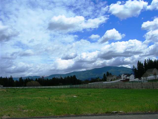 2910 South Chapman Road, Unit SITE ADDRESS) Greenacres, WA 99016 - Photo 4 of 9
