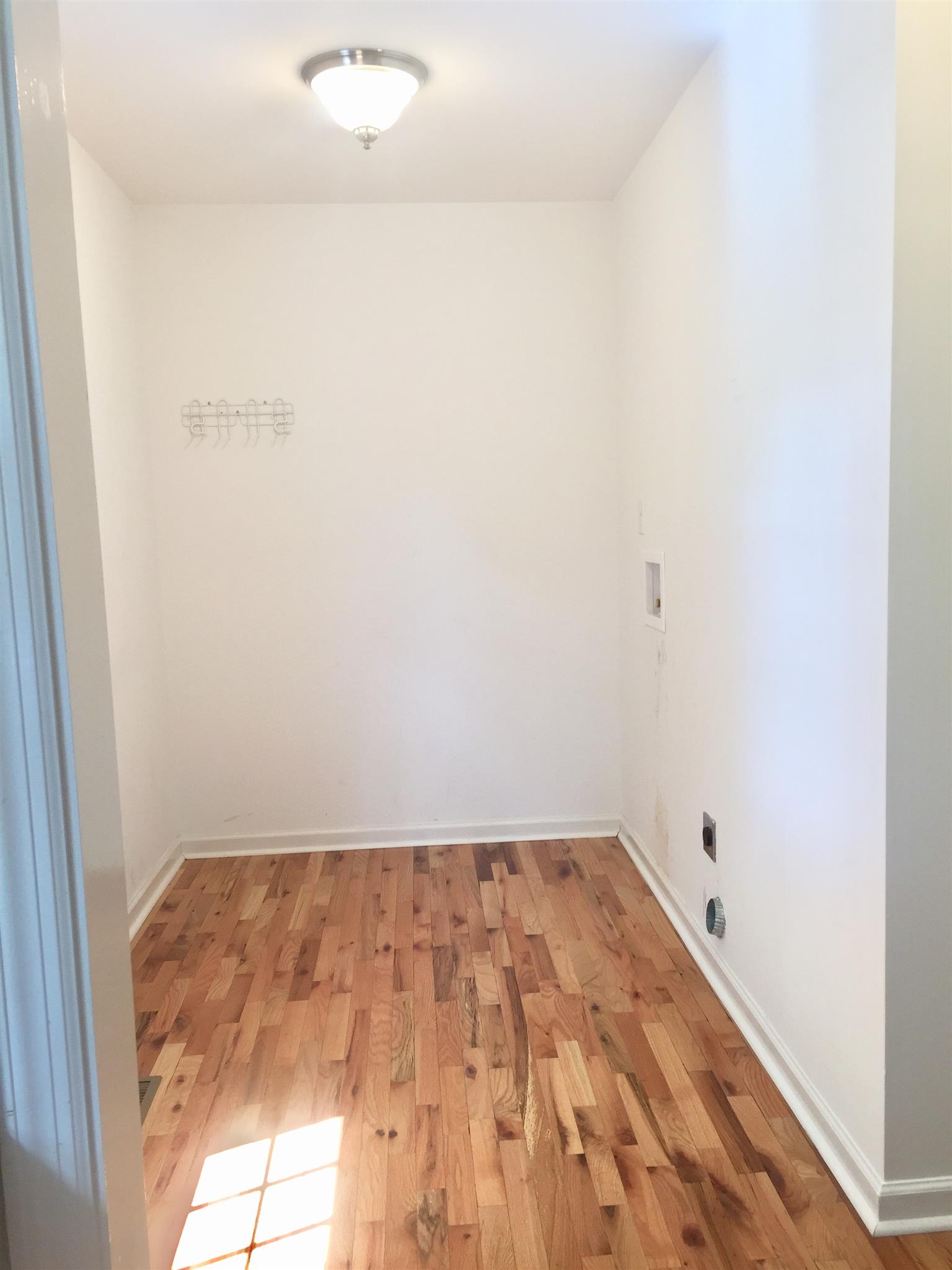 1615 Clay Street Springfield, TN 37172 - Photo 10 of 20 Laundry room right off the kitchen!
