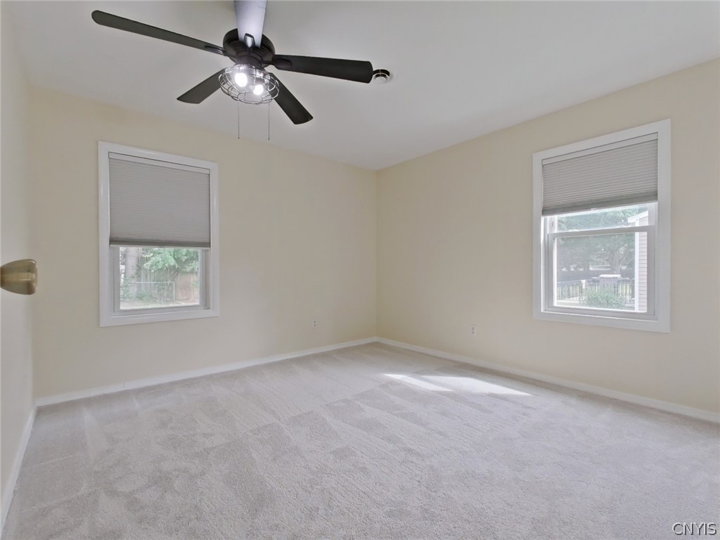 414 Williamsburg Road Utica, NY 13502 - Photo 18 of 35