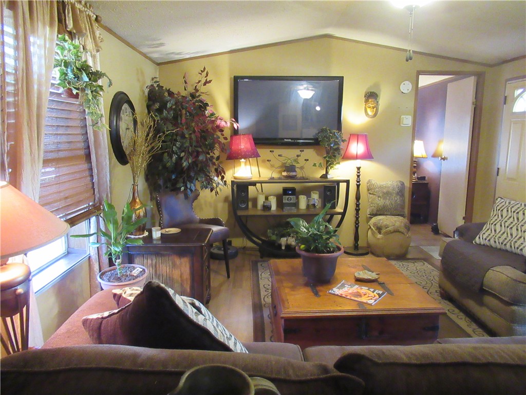 69 Reservoir Road Coventry, RI 02816 - Photo 13 of 23 Gallery Image 13