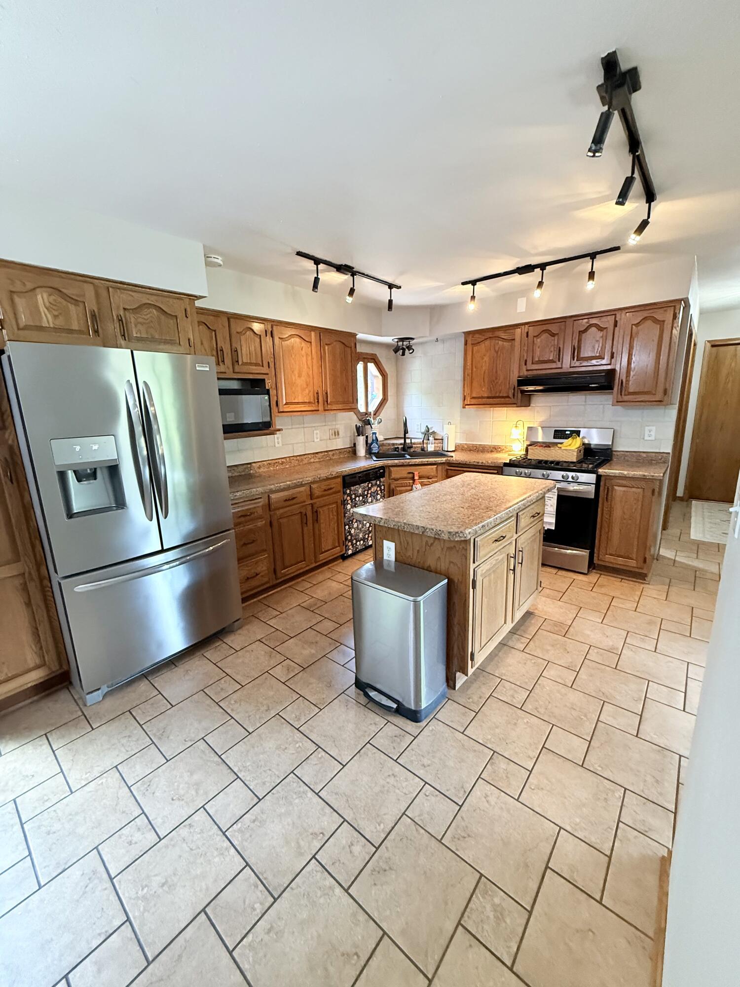 2556 North Green Bay Road Mount Pleasant, WI 53406 - Photo 11 of 49 KITCHEN