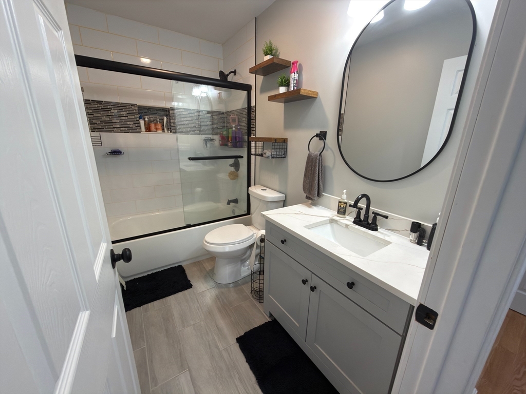 9 Hall Street Webster, MA 01570 - Photo 17 of 37